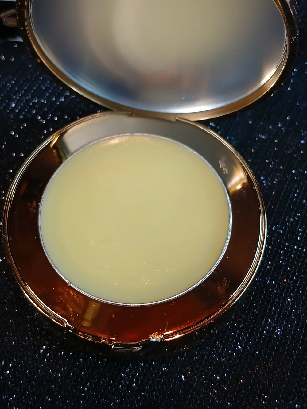 Gucci Turquoise and Gold Multi-Use Lip Balm Compact 8g/.28oz